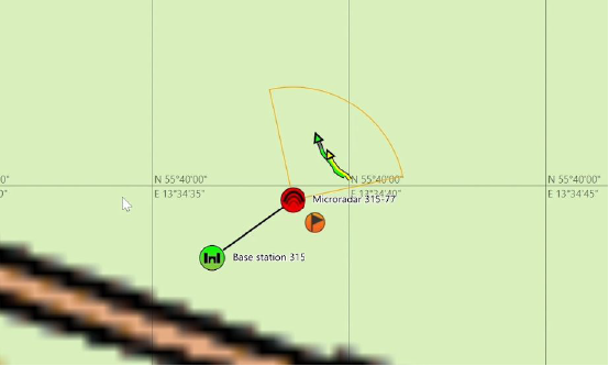 Map view of the Flexnet Commander C2 interface. Targets are tracked by the MicroRadar (green and yellow lines)